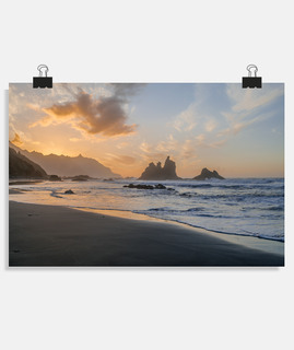 affiche du coucher du soleil sur la plage de benijo