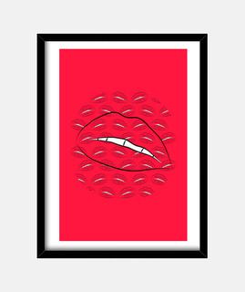 Beso, labios y dientes femeninos.