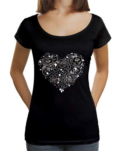 Image of black roses heart t-shirt