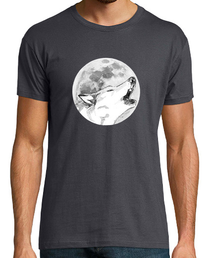 Image of wolf howling