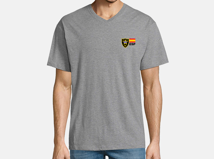 Camiseta clearance cuello cerrado