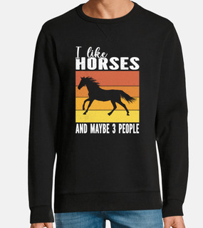 amo i cavalli e forse 3 persone per