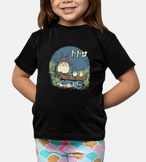 camisa de niños vecinos en el bosque