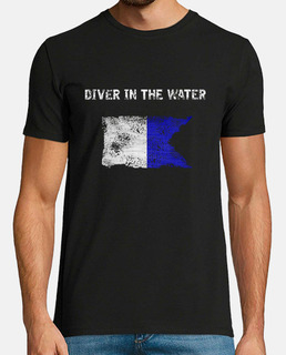Camiseta / Diver in the Water