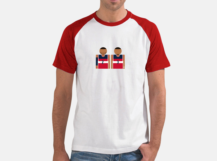 camiseta blanca y roja