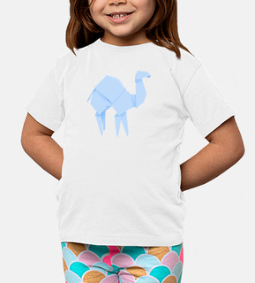 cammello blu. applicalo su diversi colori di t-shirt per bambini