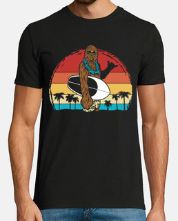 Chewbacca en la playa haciendo surf