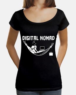 digital nomad resting girl