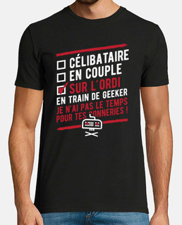 En couple sur l'ordi cadeau