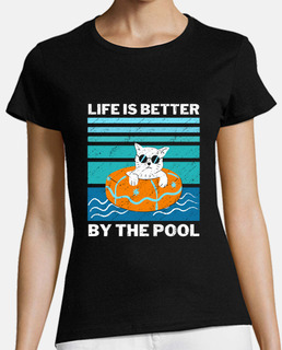 La vida es mejor en la piscina