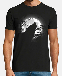 Lobo aullando bajo la luna
