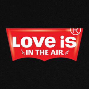 Camisetas LOVE IS IN THE AIR