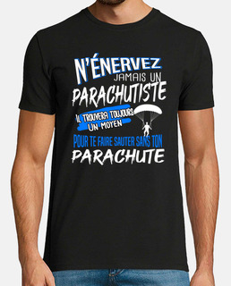 Parachutiste et parachute