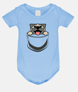 perro pug en el bolsillo