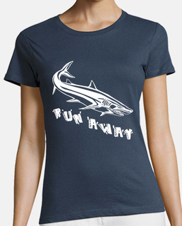 run away white shark attack