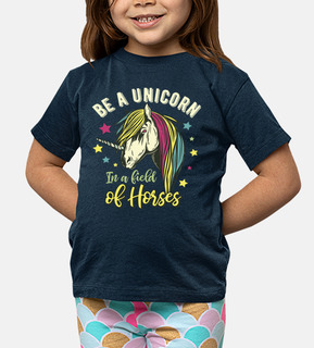 t-shirt divertente unicorno unicorno stelle unicorno essere un unicorno in un field of cavalli