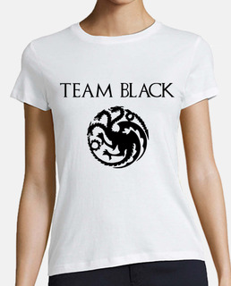 t-shirt nera della squadra