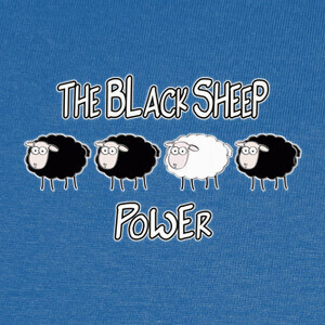 Playeras The black sheep power
