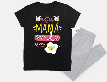 this mom mola an egg