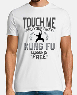 tócame la primera lección de kung fu es