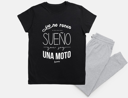 Yo no ronco, sueño que soy una moto