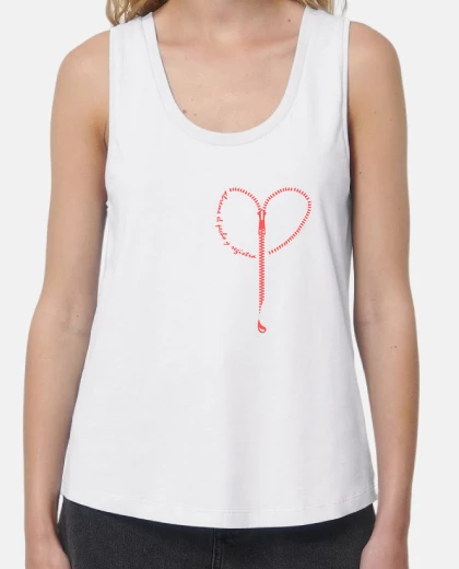 Camiseta abreme el pecho y registra
