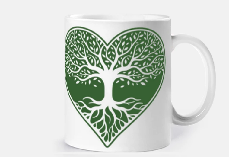 Tazza albero della vita radici e foglie verdi tazza caffè tè cornetti tisana infuso latte