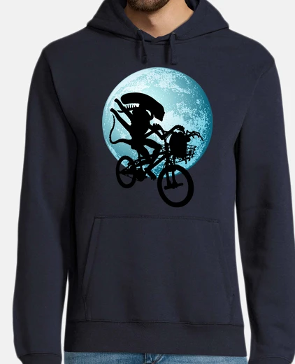 Hoodie alien saving egg