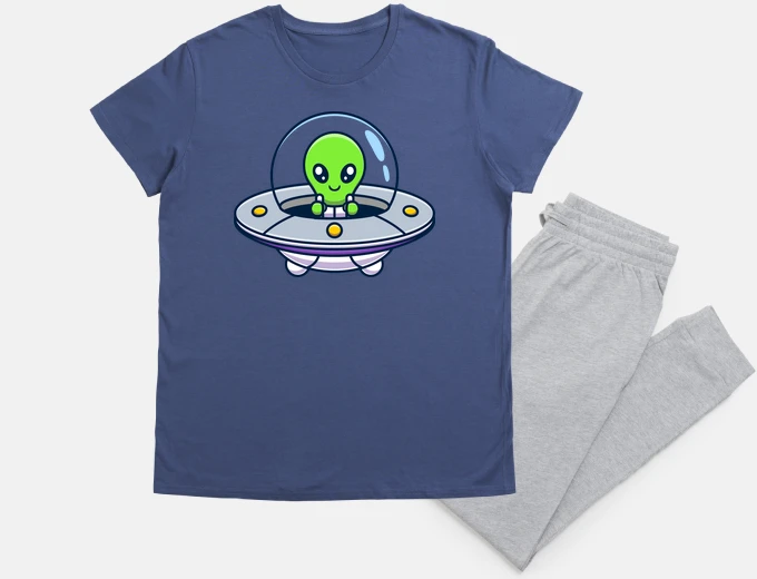 Pijama alienígena en su platillo volador