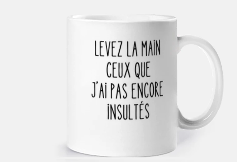 Tazza alza la mano