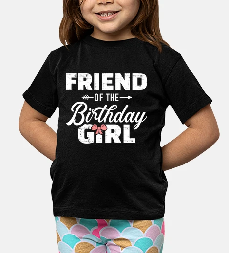 Abbigliamento amica della figlia del compleanno