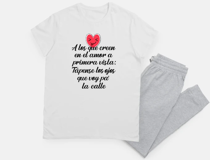Pijama Amor a primera vista, humor
