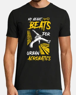 atleta de parkour urbano freerunning