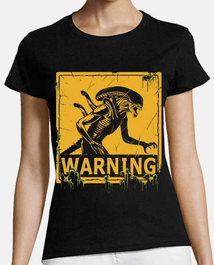 Tee-shirt attention