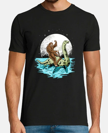 Camiseta Bigfoot cabalga el monstruo del lago ne