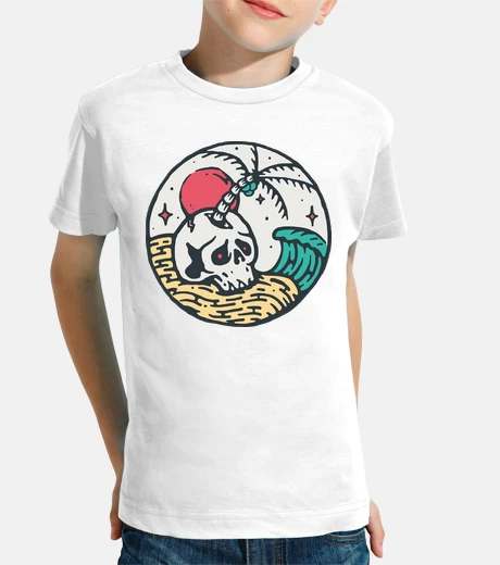 Ropa calavera y playa