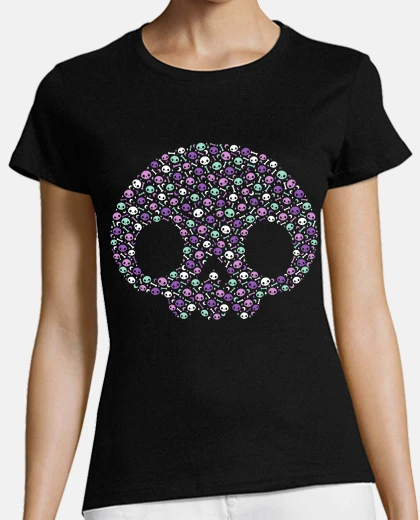 Camiseta calaveras góticas pastel