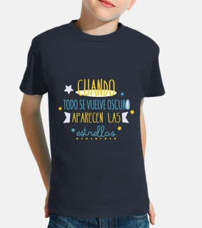 Camiseta Niño "Cuando todo se vuelve oscuro...", manga corta, azul marino