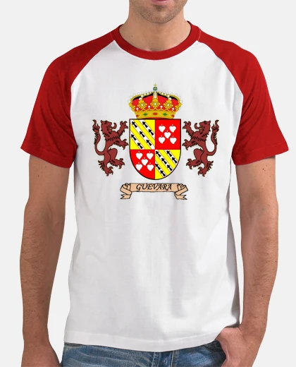 T-shirt cappotto cognome guevara