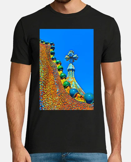 T-shirt casa batllo 1 gaudi