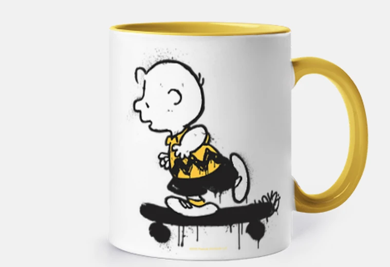 Taza Charlie Brown Skate graffiti