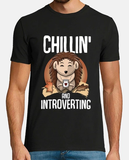 T-shirt chillin and introverting