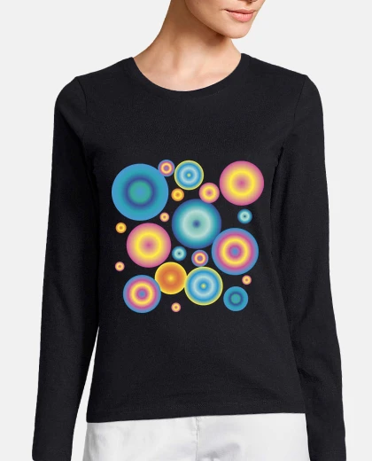 Playera círculos azules sobre negro