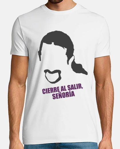T-shirt clowithoutg on leaving your honor