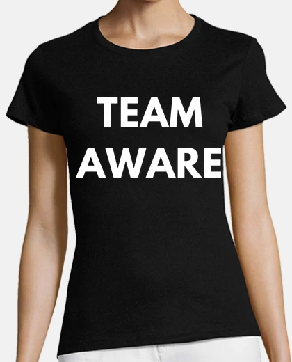 T-shirt consapevole della squadra