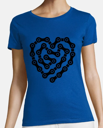 Playera Corazón montaña negra
