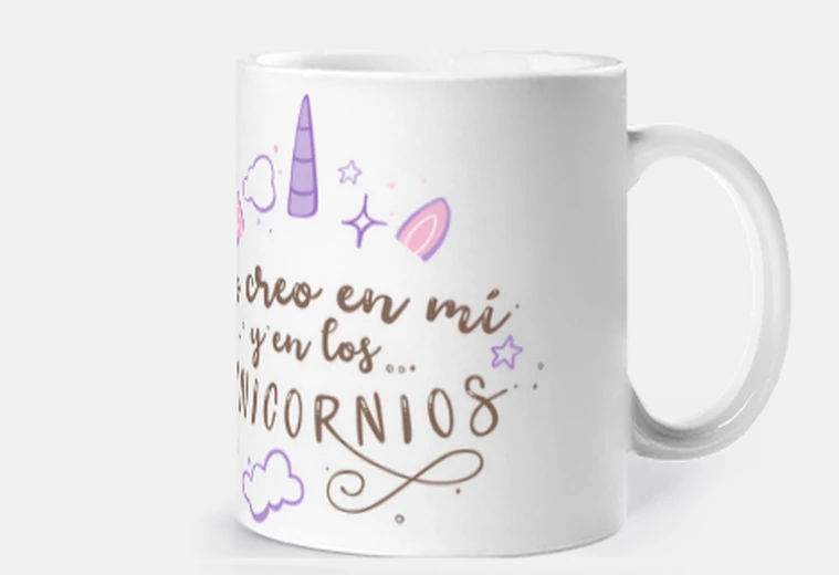 Taza Creo en mi y en unicornios