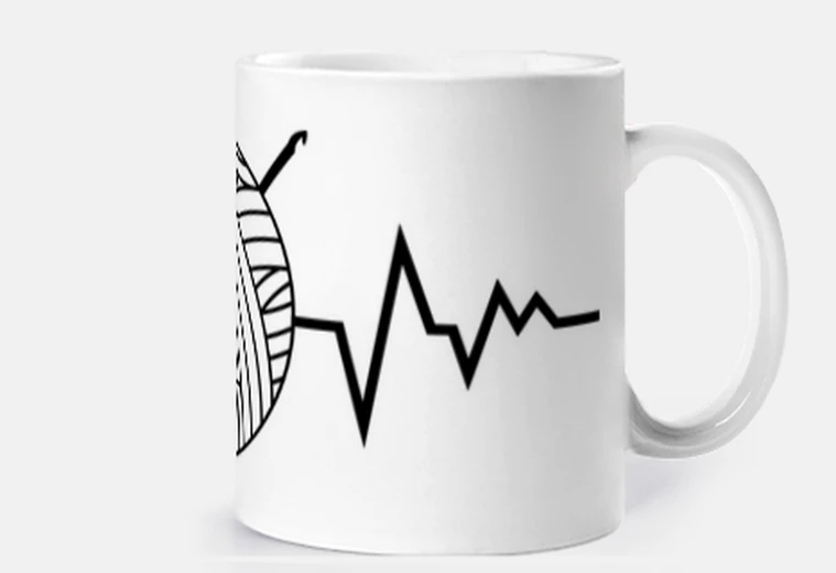 Mug crochet battements de coeur modele tasse café thé infusion tisane lait cacao