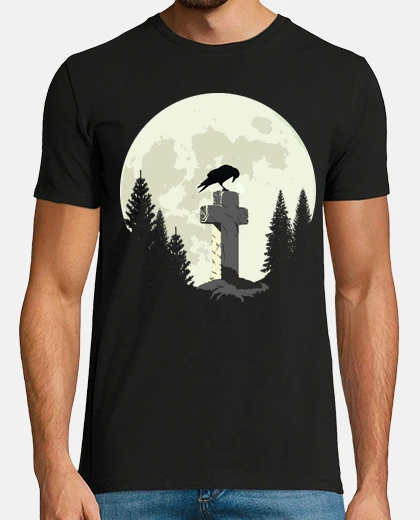 T-shirt Crow on a cross in the moonlight