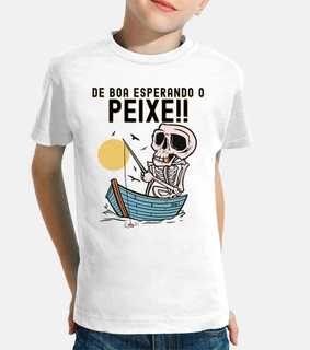 de boa esperando o peixe